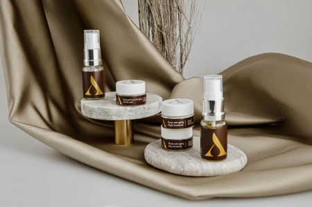 Awesome Zestaw Miniproduktów Anti-Aging  DATA WAŻNOŚCI 11.2025